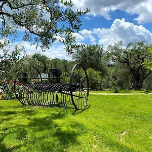 https://laia-country-holidays.it-tuscanyhotel.com